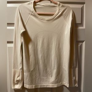Lululemon Swiftly Tech Long Sleeve Shirt 2.0 white to off-white